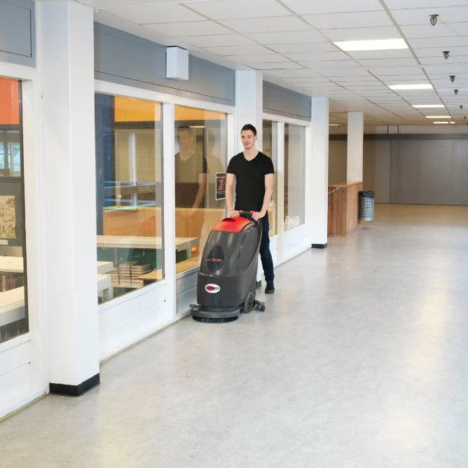 How to Clean School Hallways: Step-by-Step Guide to School Floor Cleaning