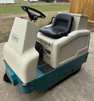 Refurbished Tennant 6100 | 30" Ride-On Sweeper | Off Asile Wand | Low Hours