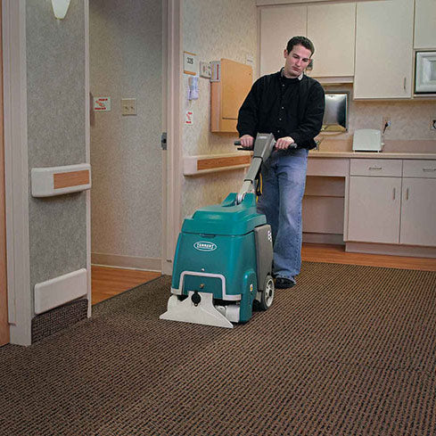 Tennant E5 | 15" Pull Back Carpet Extractor | Self Contained